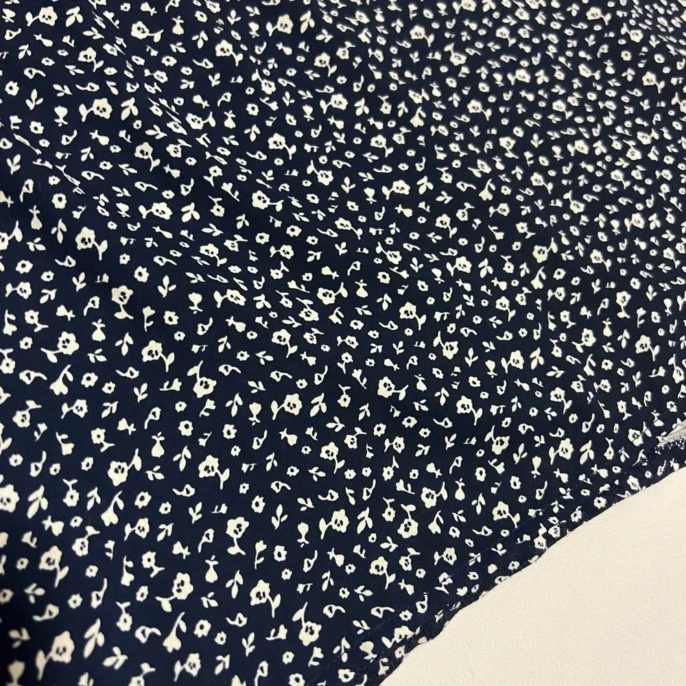 Loft Blue Sleeveless floral blouse M - Picture 5 of 8